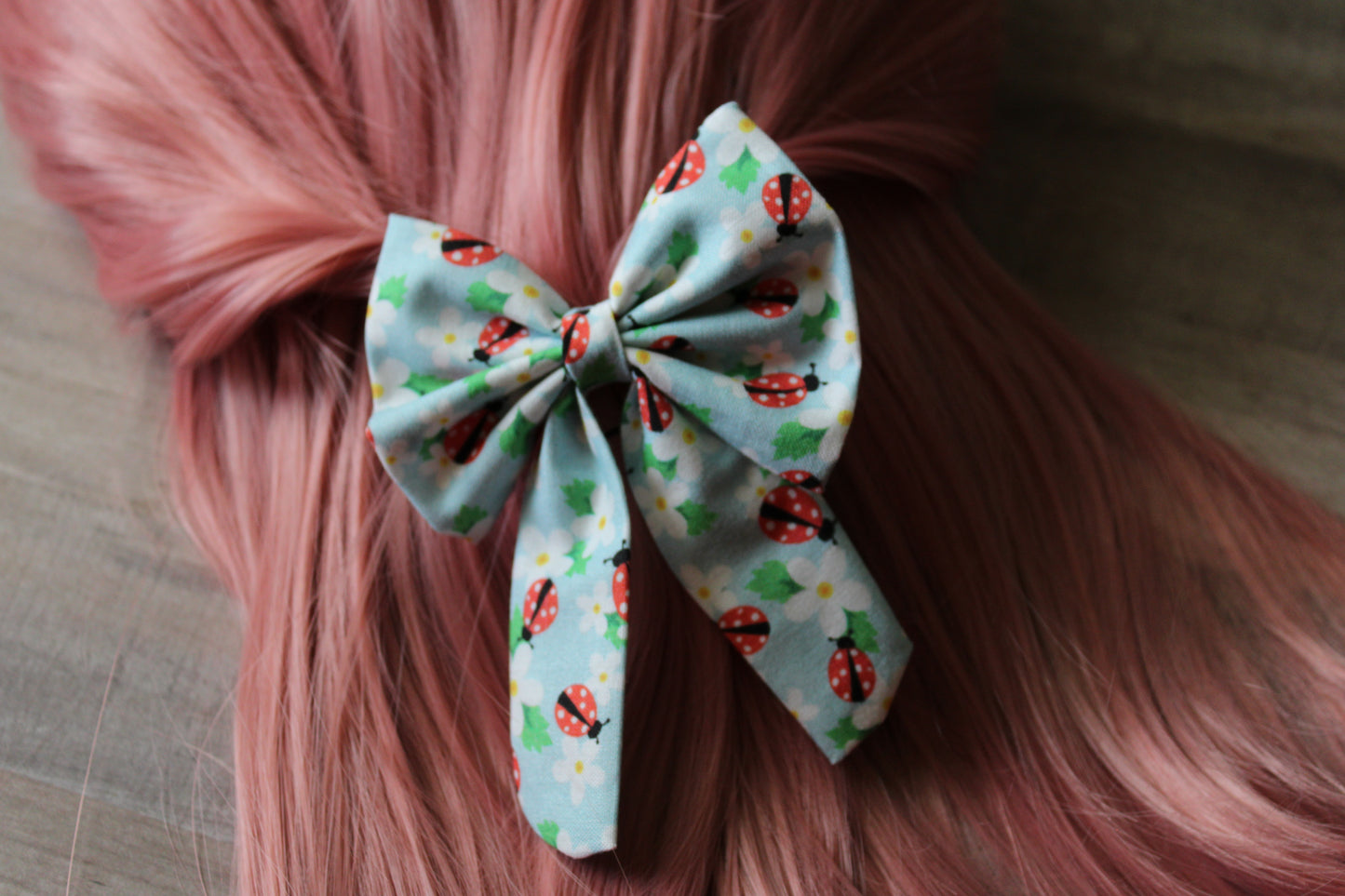 Lady Bug Mini Bow